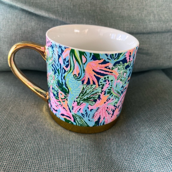 Lilly Pulitzer Other - Lilly Pulitzer Vibrant Sea Life Mug with Gold Handle